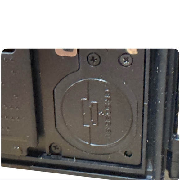 Canon Sure Shot Max Date 35mm Film Camera - Picture 5 of 9